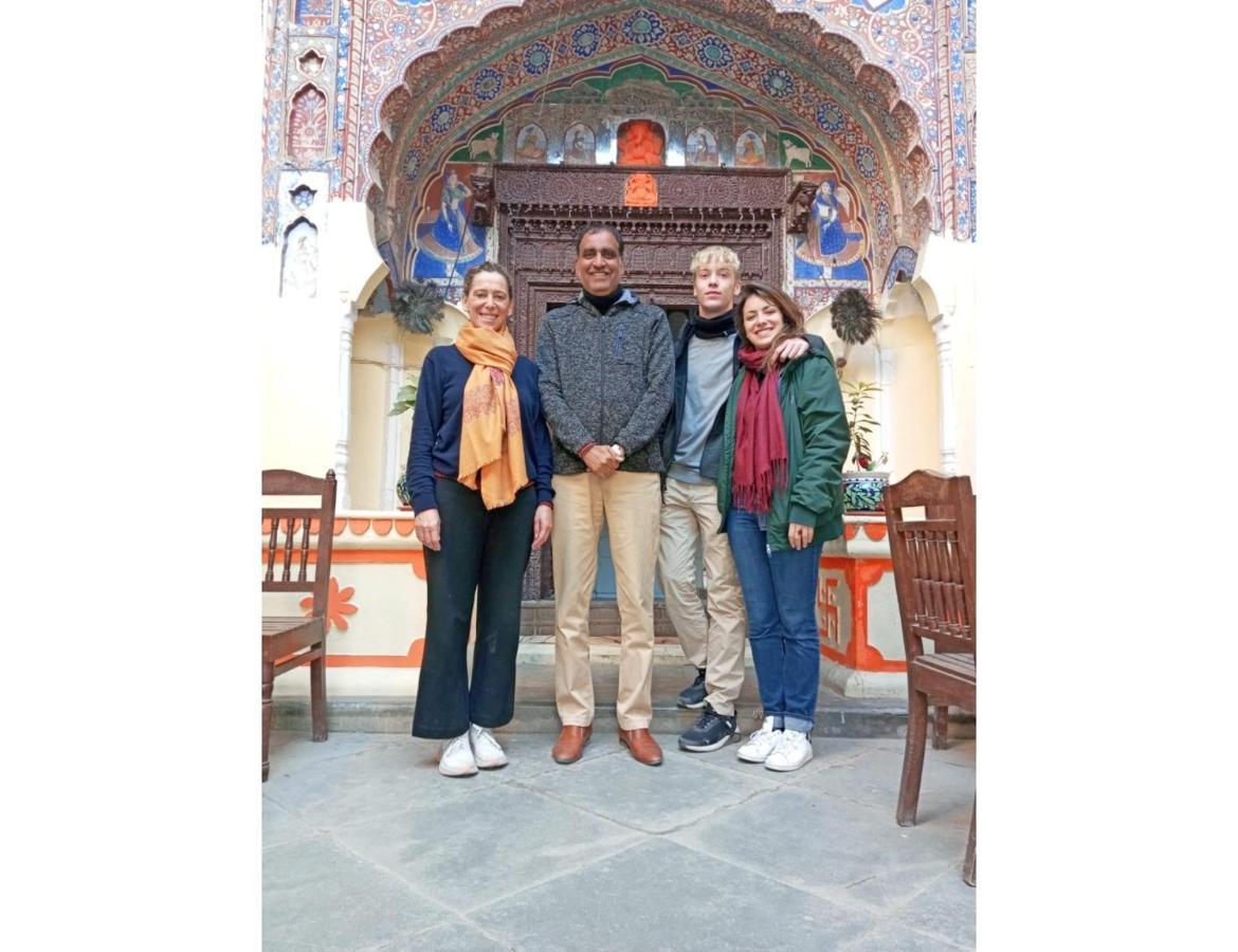 Singhasan Haveli, Mandawa Apartment Exterior photo